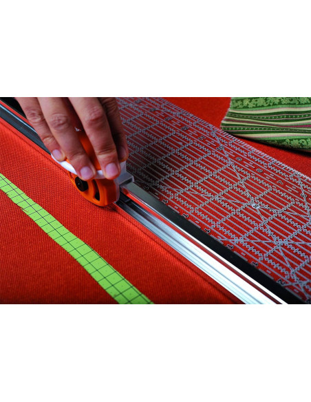 Fiskars 6" x 24" Rotary Cutter & Ruler Combo