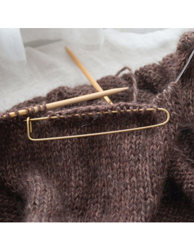 Set of 2 gold stitch stoppers for knitting 13 cm
