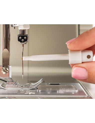 Complete set of tools for maintaining the Singer sewing machine