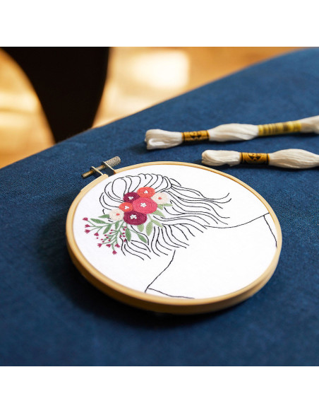 Embroidery kit - Floral hairstyle