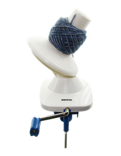 Wool winder