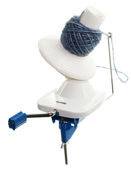 Wool winder