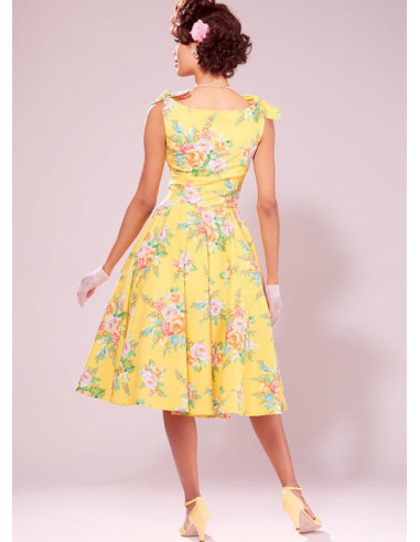 Dress pattern - McCall's 7599