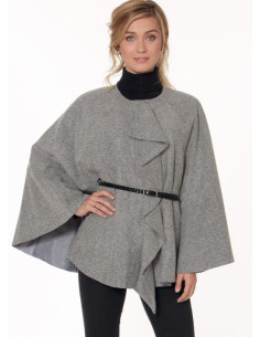 McCall's 7477 - Cape and Belt Pattern