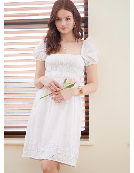Dress pattern - McCall's 7946