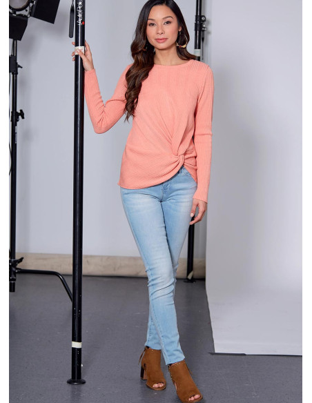 McCall's 7975 - Top Pattern