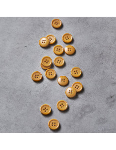 Corozo button with rounded edge - Amber 2