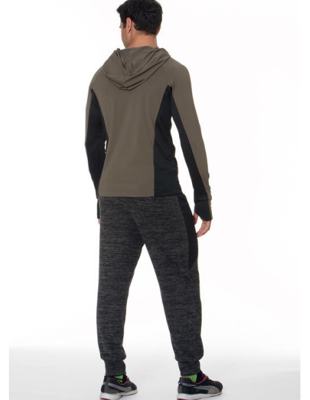 McCall's 7486 - Top and Pants Pattern