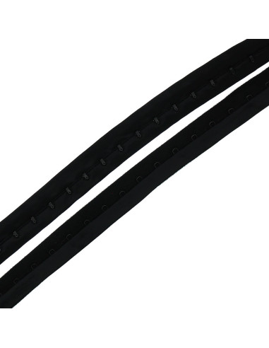 Staples on strip - Black