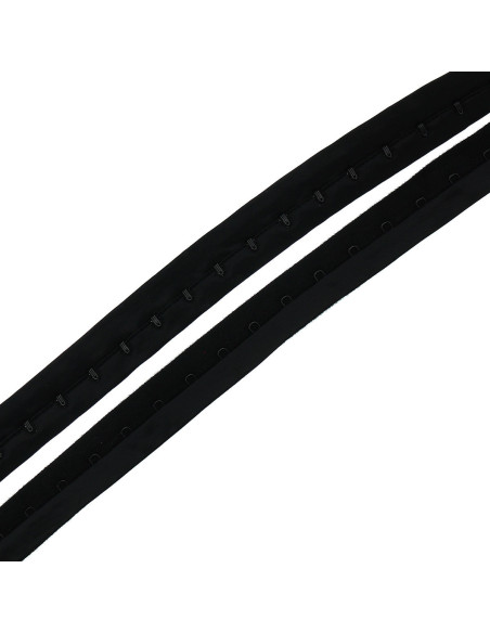 Staples on strip - Black