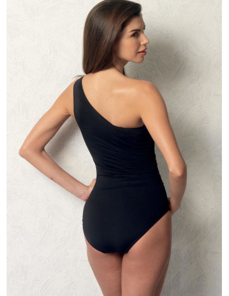 Pattern for top, swimsuit, bottom, and cover-up - Vogue 9192