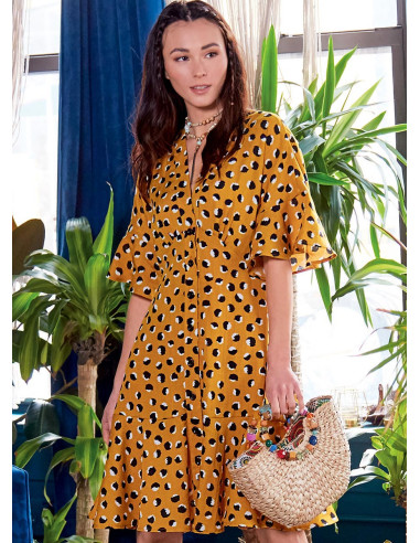 Dress pattern - McCall's 8104