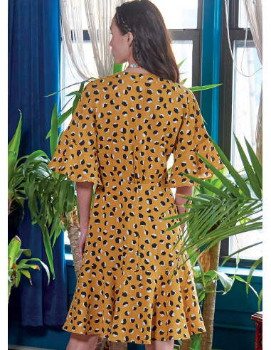 Dress pattern - McCall's 8104