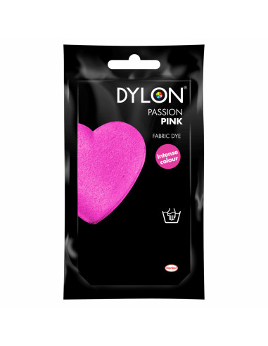 Hand dyeing fabrics with Dylon