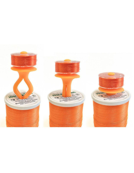 Spool holder for thread bobbins