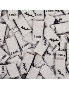 Set of woven size labels 2