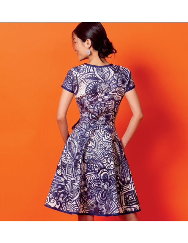 Dress and belt pattern - McCall's 6959
