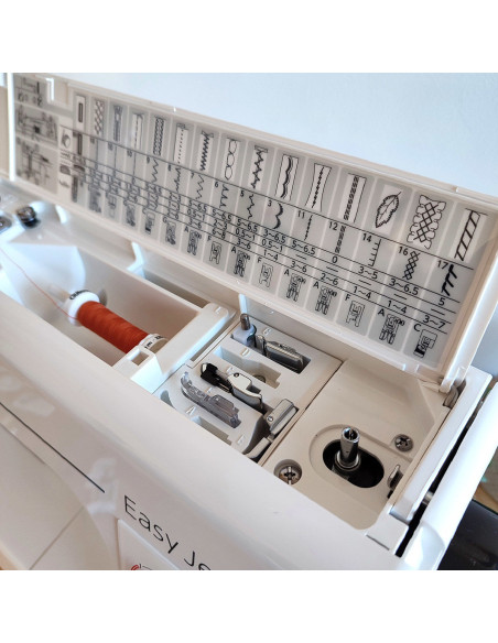 Janome Easy Jeans 26 sewing machine
