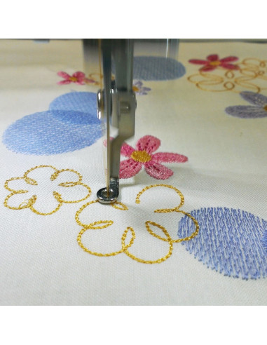 Janome Memory Craft 500E embroidery machine