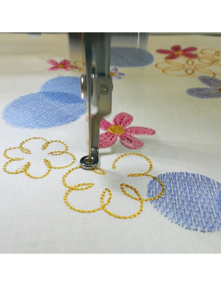 Janome Memory Craft 500E embroidery machine