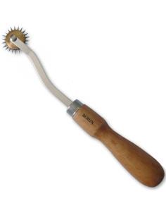 Professional pattern roulette Bohin with oak handle