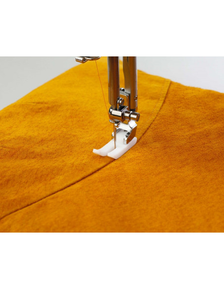 Ultra-glide foot for Janome 1600 PQC