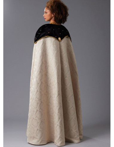 Cape pattern - McCall's 8428