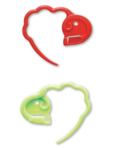 Small hoop earrings with quick clasp