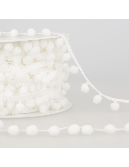 Large pompom trim - White