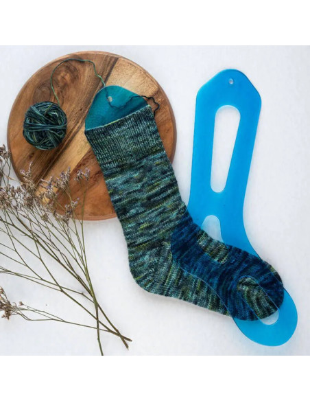 Pair of plastic sock blockers KnitPro