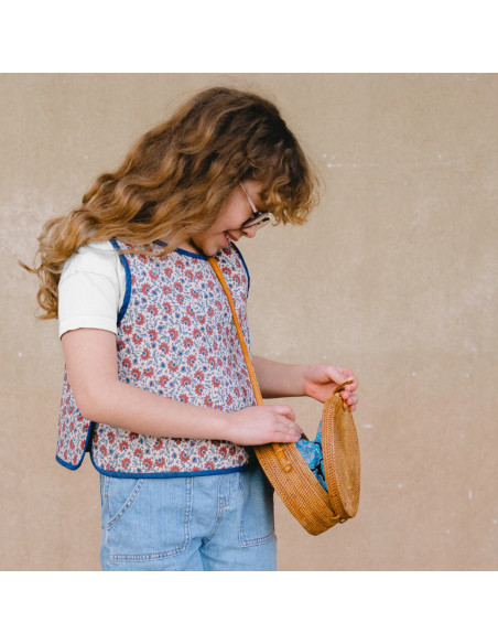 Brisbane kids sleeveless vest or sweater pattern - Ikatee