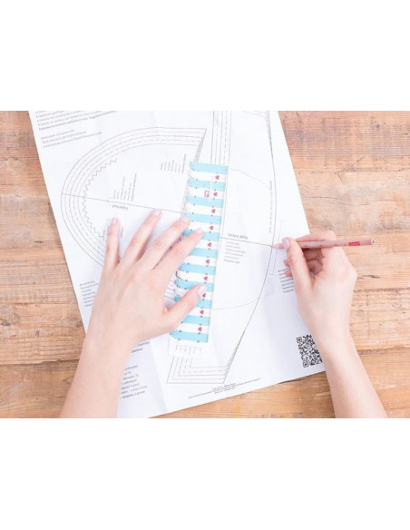 Ruler for pleats and hems - Mint green