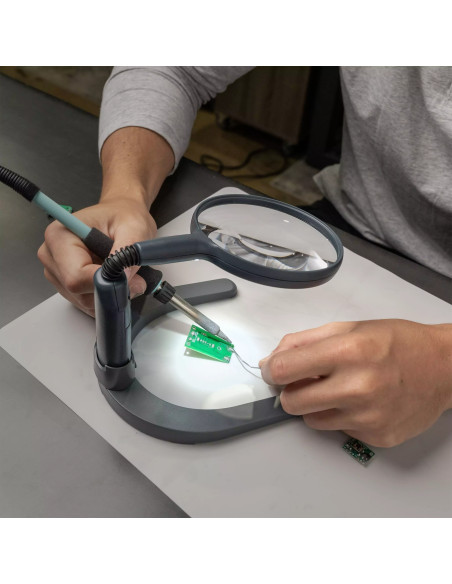 Carson Optical ultra-bright desk magnifying lamp