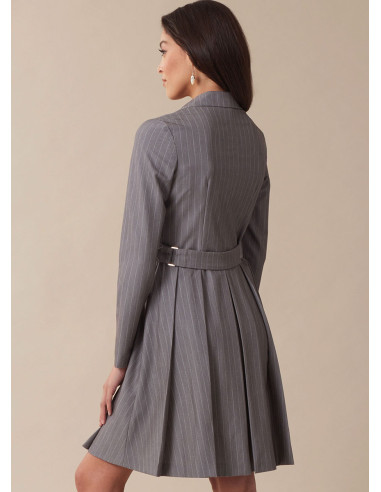 Dress pattern - McCall's 8528