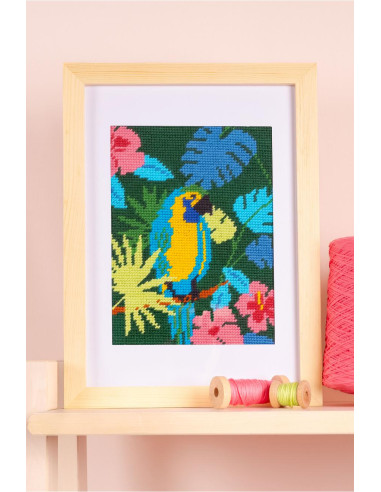 Penelope canvas parrot pattern