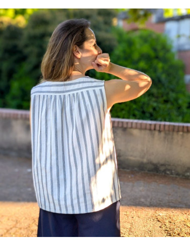 Lunne Top Pattern - Anna Rose Patterns
