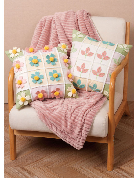 Cushion Pattern - McCall's 8573