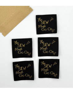 Set of 5 woven labels to sew "The sew must go on" 2