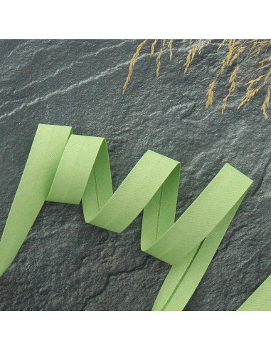 Light green polycotton bias tape