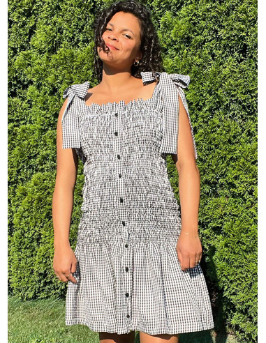 Dress pattern - Know Me 2115
