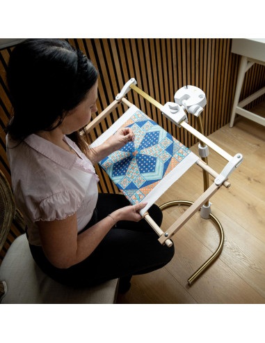 Daylight StitchSmart 2 Embroidery Stand