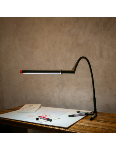 Daylight Techne 2 artist and drawing lamp