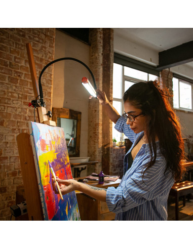 Daylight Techne 2 artist and drawing lamp