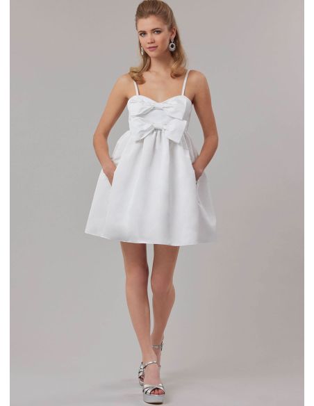 Dress pattern - McCall's 8581