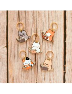 Set of 5 stitch marker rings - Small reading cats 2