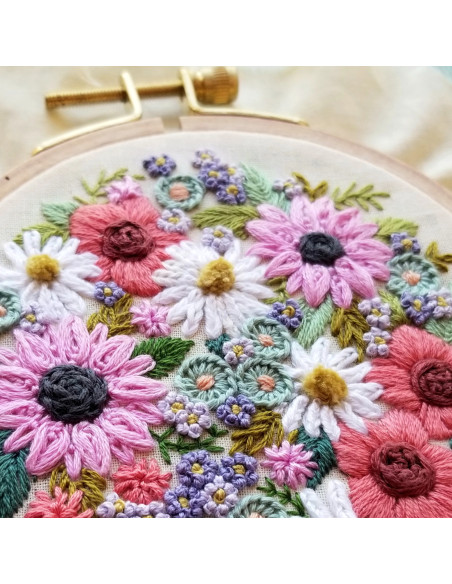 Embroidery Kit - Wildflower Sampler