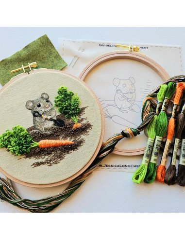 Embroidery kit - Garden Mouse