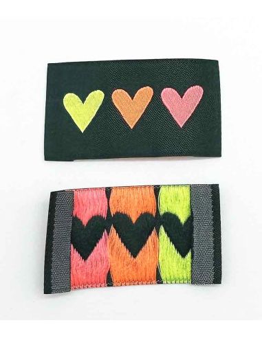 Set of 5 woven sew-on labels 3 Hearts