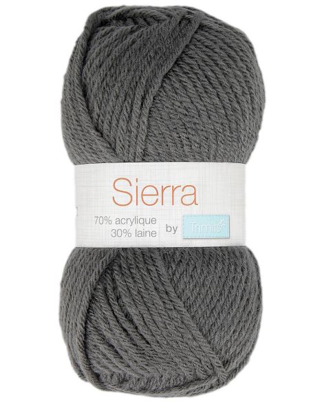 Pack of 4 balls of Sierra knitting yarn