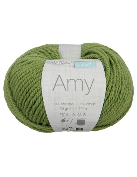 Pack of 4 balls of Amy knitting yarn